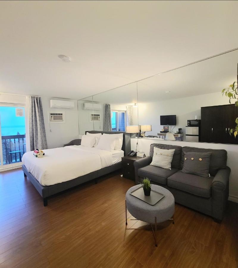 Horizon 777 Hotel Saint-Simeon  Room photo
